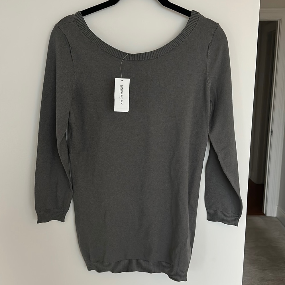 Banana Republic scoop Back Sweater - Size M